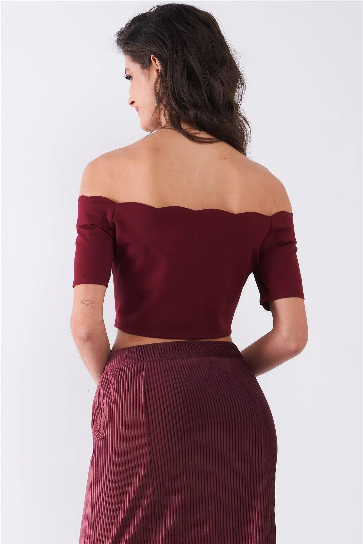 Burgundy Scallop Hem Off-The-Shoulder Short Sleeve Cropped Top /1-1-2-1