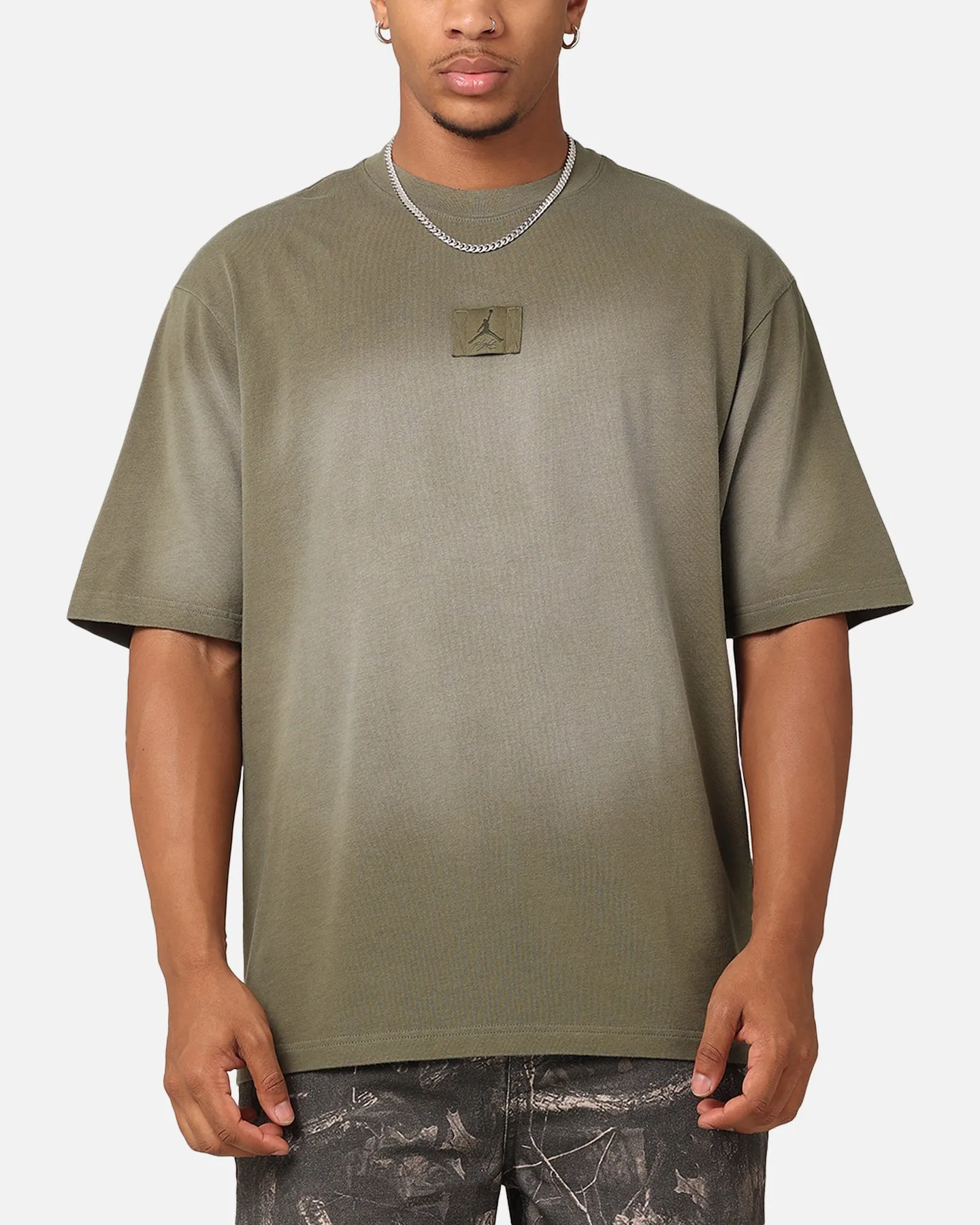 Jordan Flight Essential 85 Crewneck T-Shirt Medium Olive