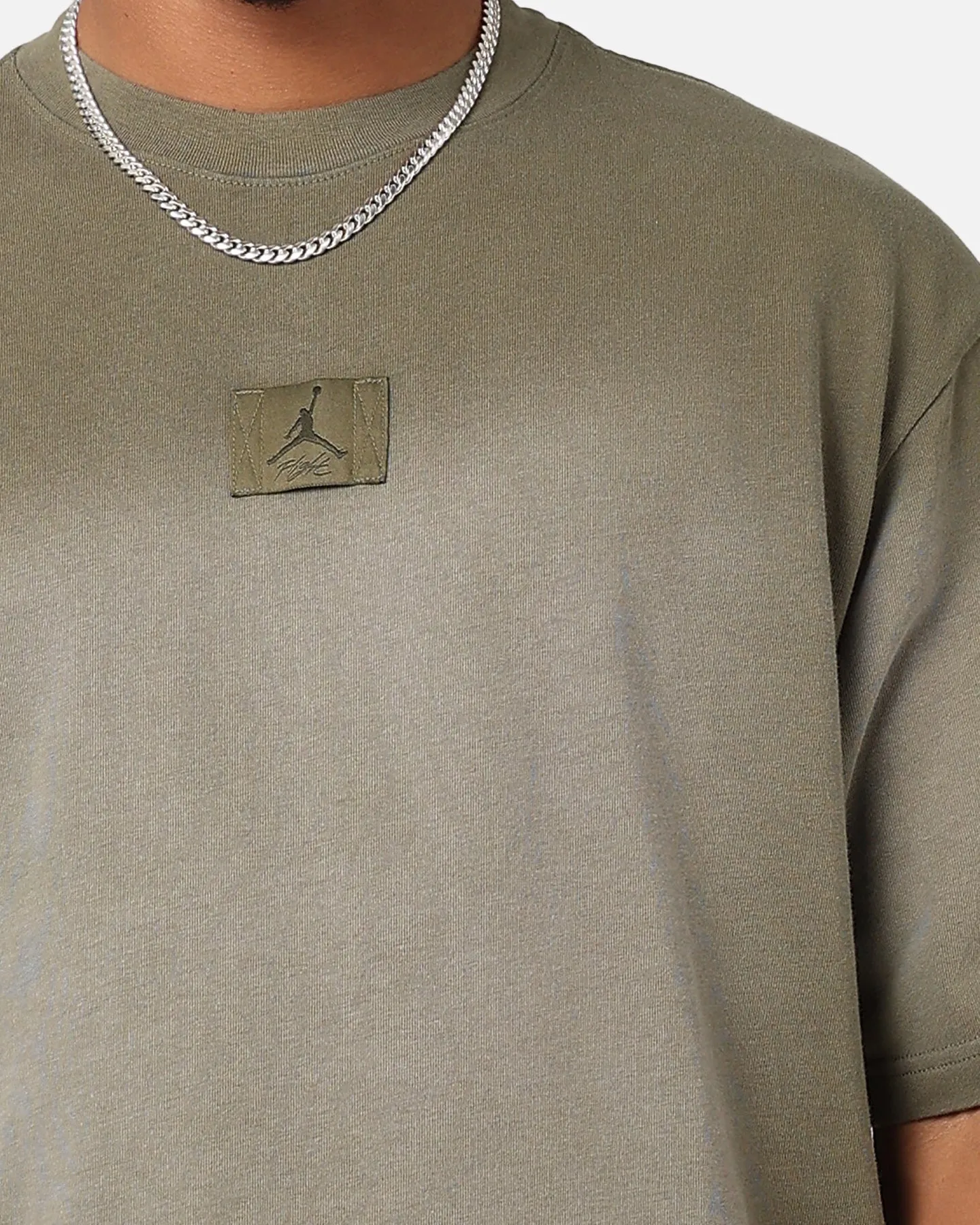 Jordan Flight Essential 85 Crewneck T-Shirt Medium Olive