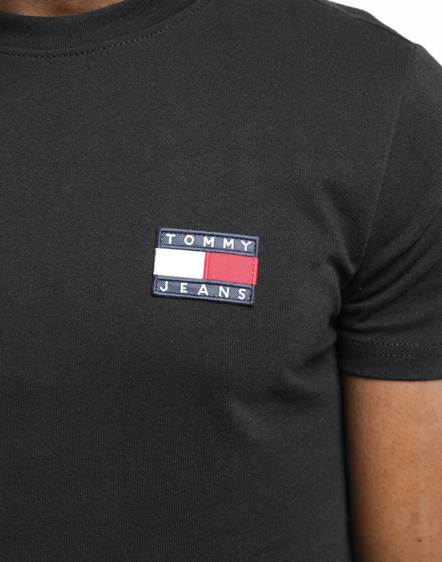 Tommy Jeans TJM Tommy Badge Tee Tommy Black