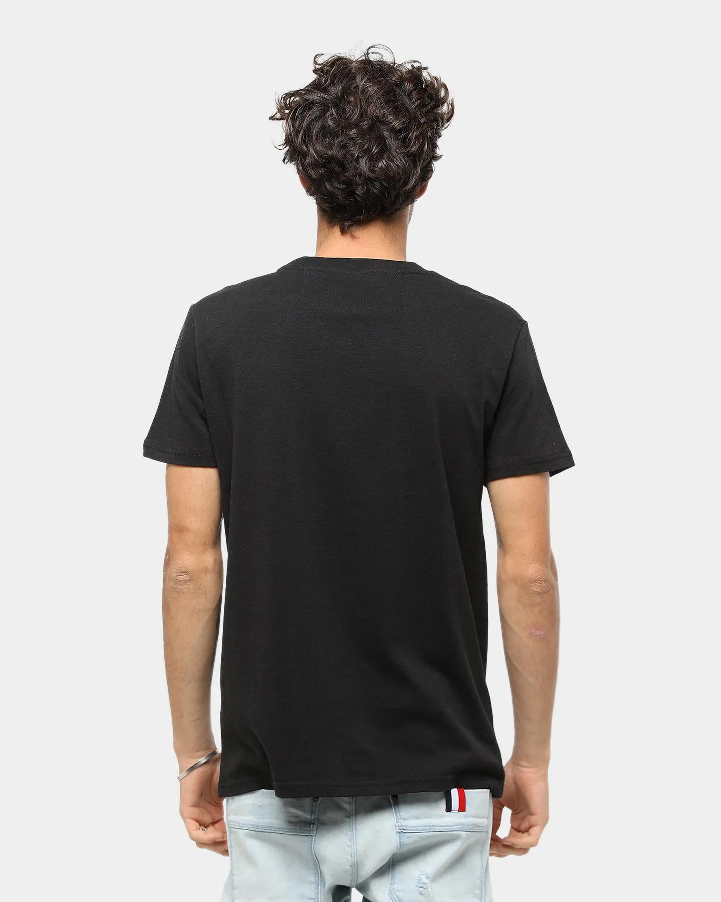 Tommy Jeans TJM Tommy Badge Tee Tommy Black